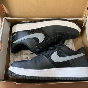 Men’s Nike Air Force 1, size 10